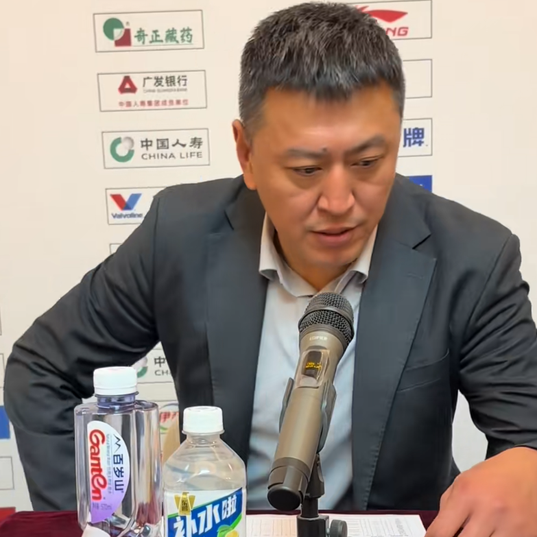 kaiyun中心-胜深圳采访！王世龙直指新外援补劣势，汉兹亲承未完全融入仍暴走